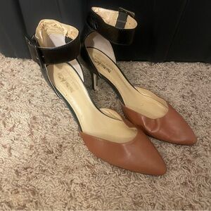 Coach Heels size 9.5